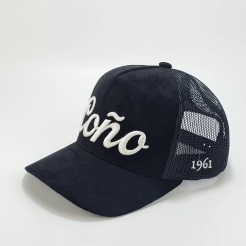 Coño "Noche Blanca" Trucker